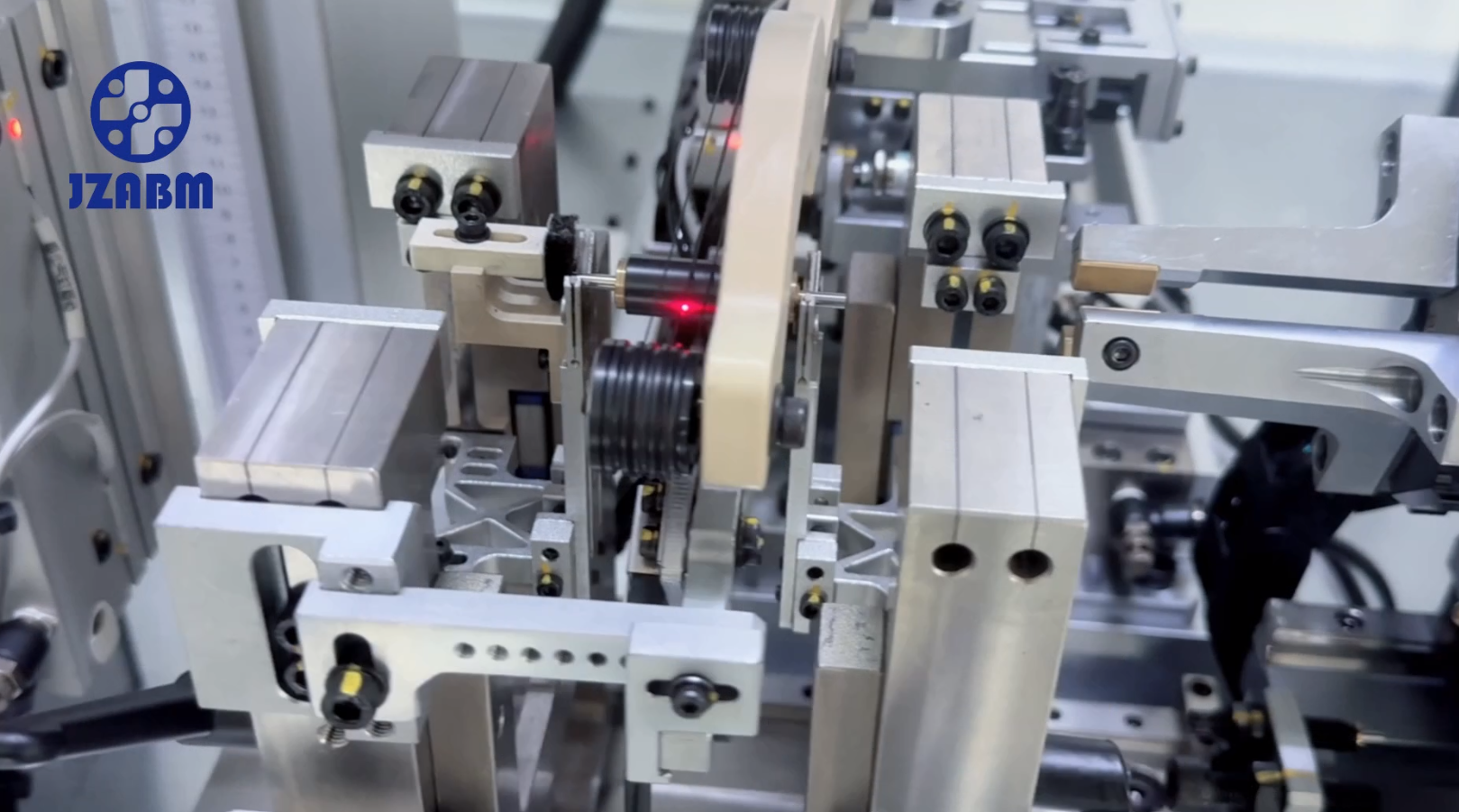 激光自动去重平衡机