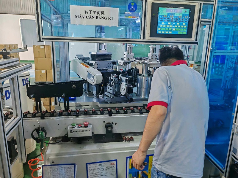 ezweb平衡机售后团队远赴越南，助力“永捷电机”设备维护